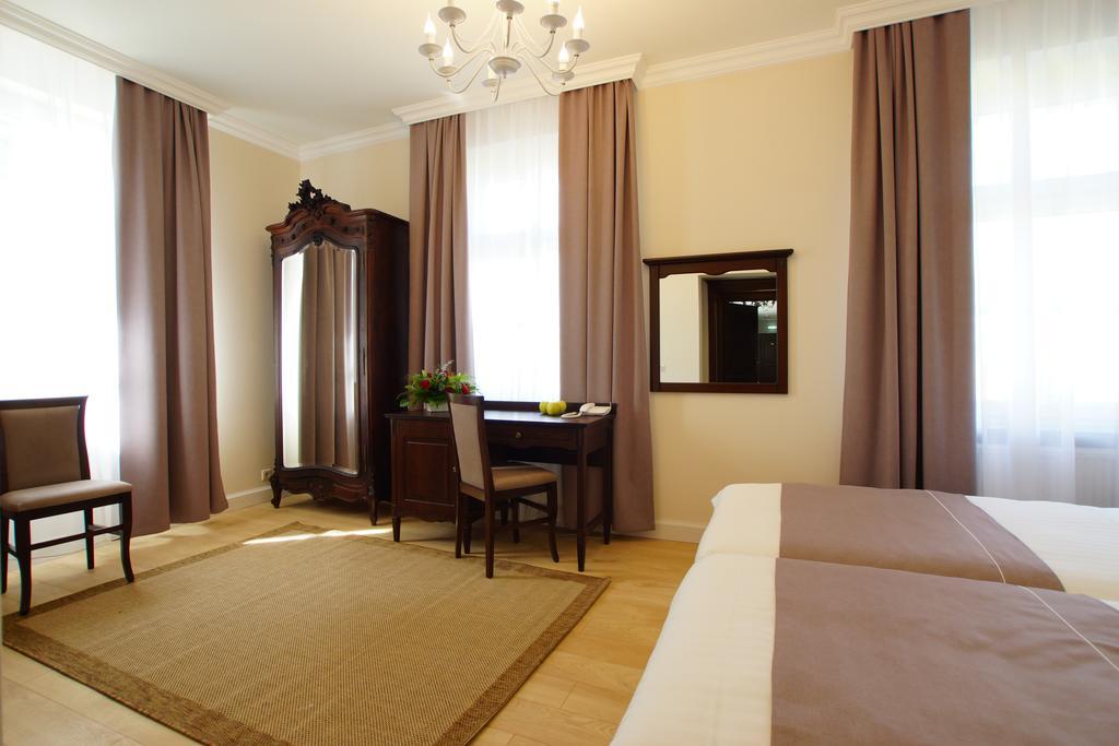 Villa La Pierre Стшегом Номер фото